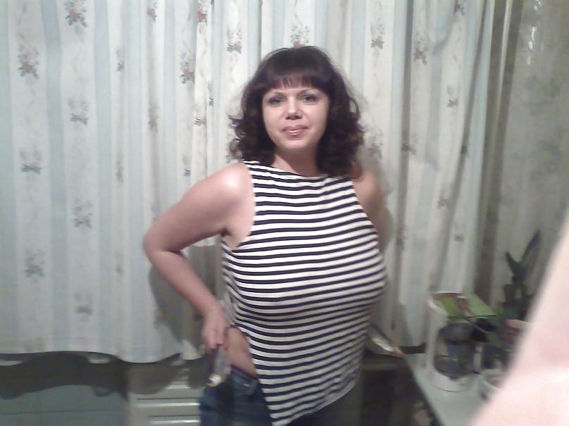 16P Busty Russian Woman 1870