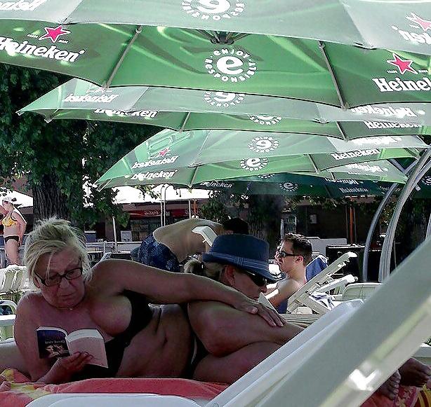 25P Spy summer beach mature romanian