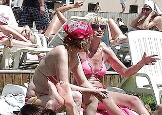 25P Spy summer beach mature romanian