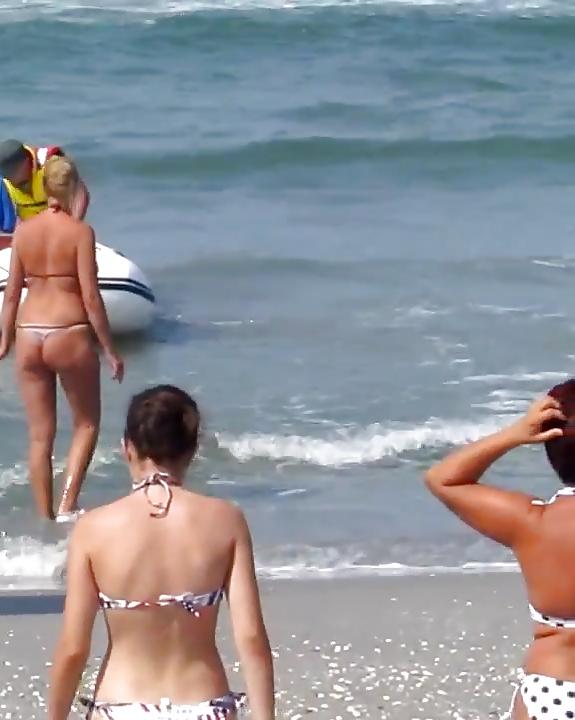 25P Spy summer beach mature romanian