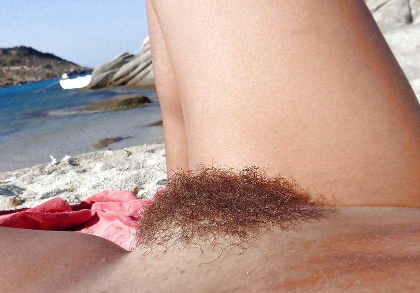 25P Real Hairy Amateurs!!