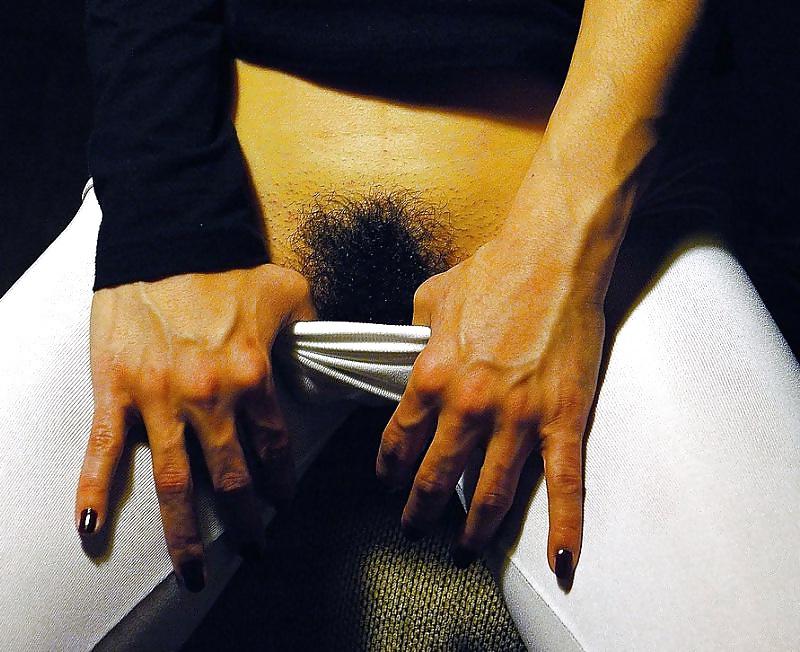 25P Real Hairy Amateurs!!