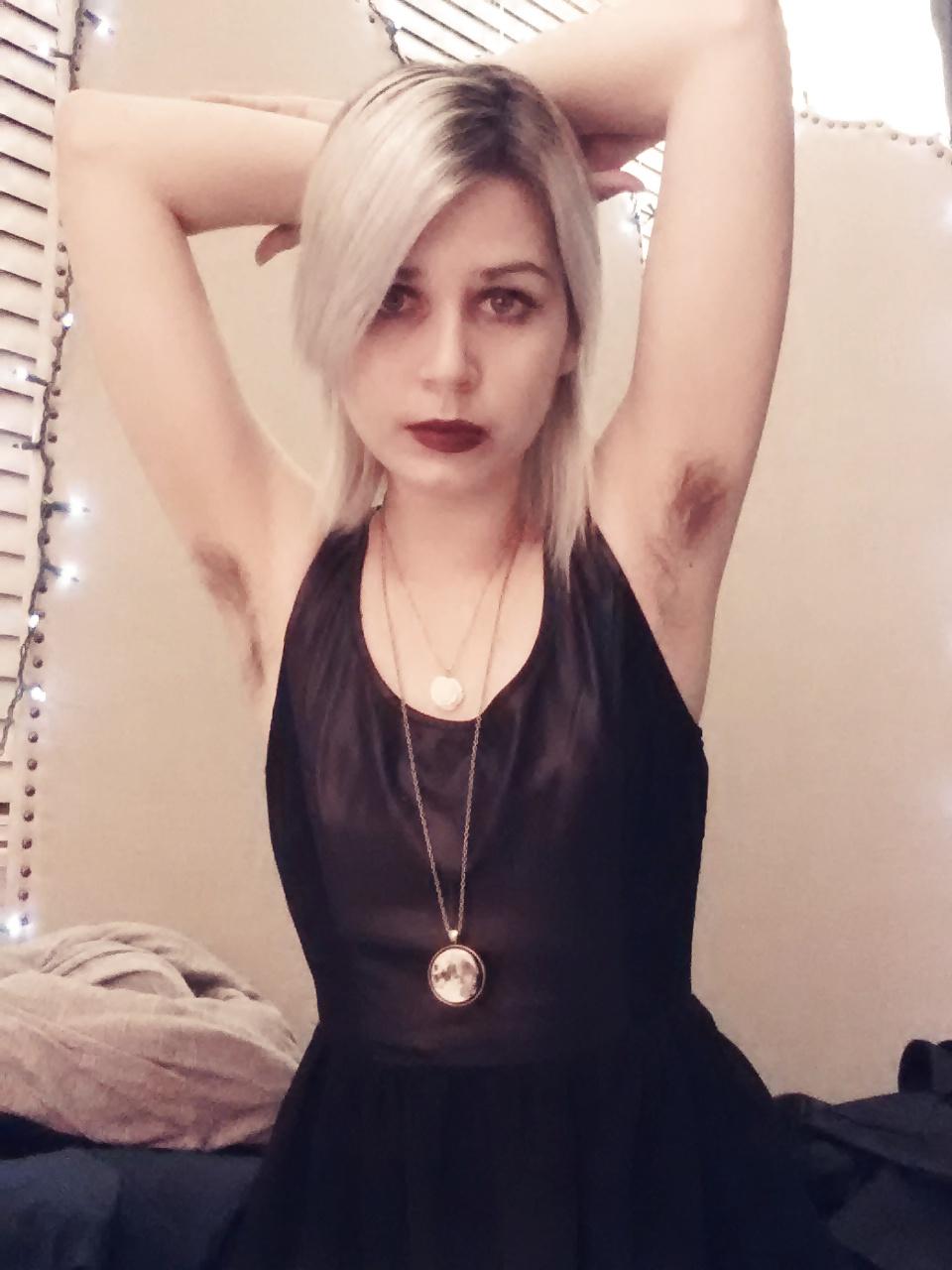 25P More hairy armpits