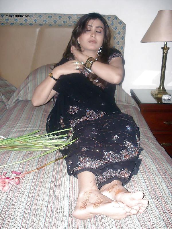 25P DHAMAKA RANDI REHANA-INDIAN DESI PORN SET 5.5
