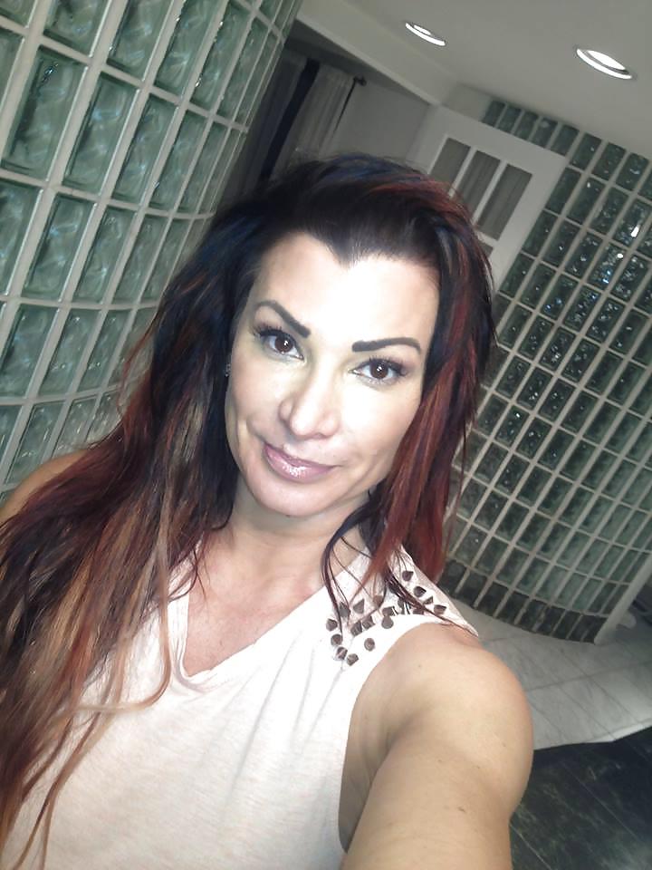 13P Hot wrestling chick