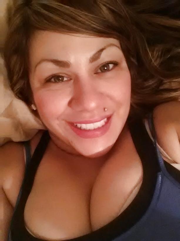 25P Big tit latina milf