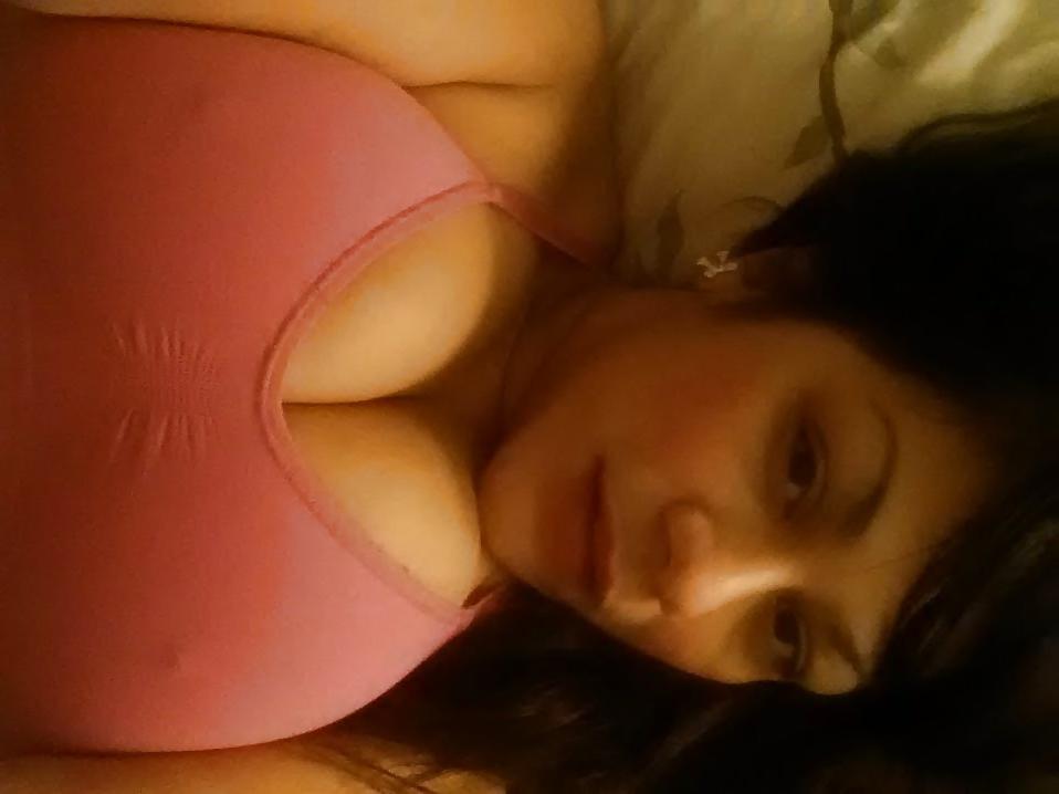 25P Big tit latina milf
