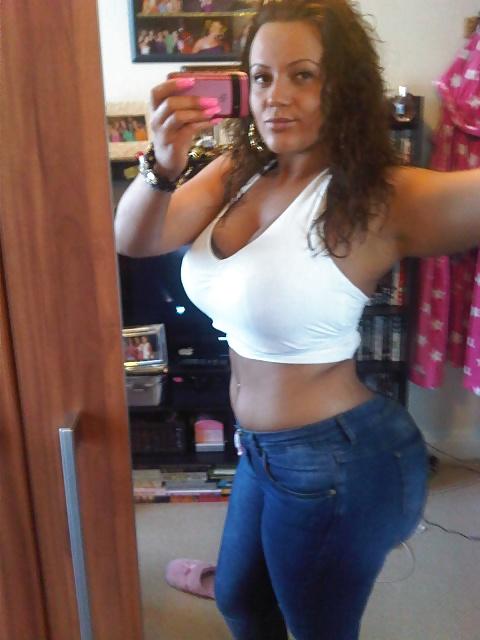 25P Beautiful Women (Latin) 