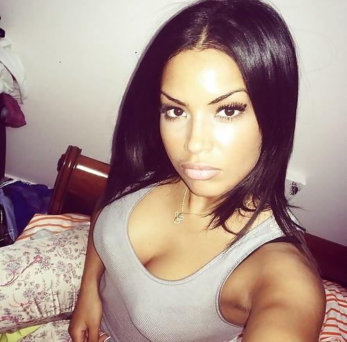 25P Beautiful Women (Latin) 