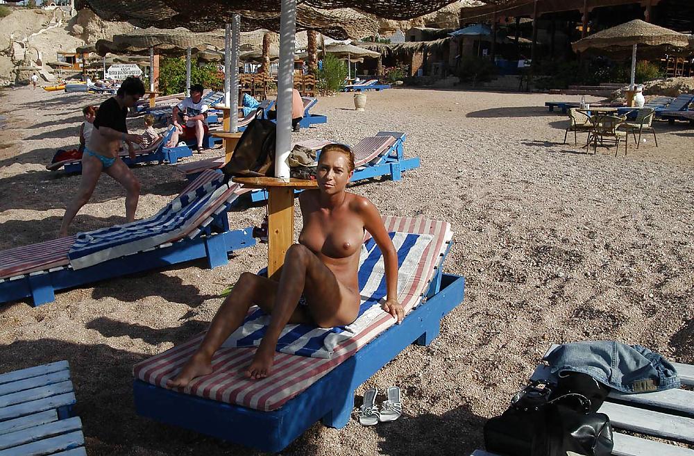 25P Arabs with White woman