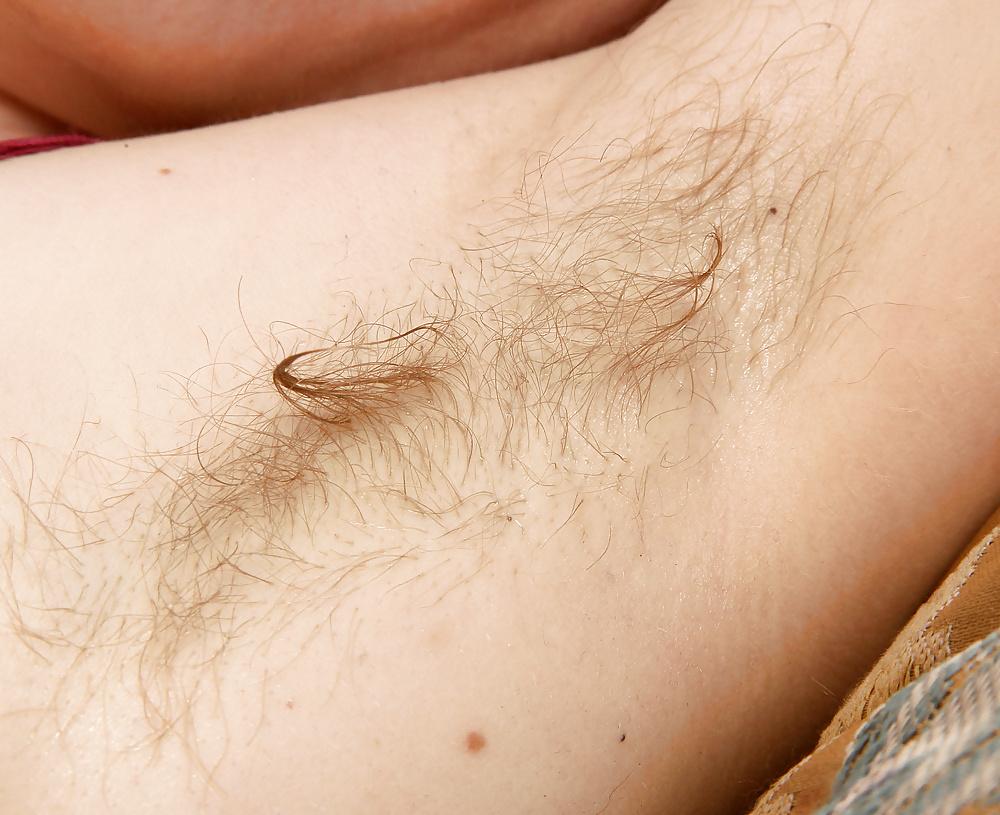 25P Hairy armpits 3