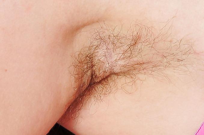 25P Hairy armpits 3