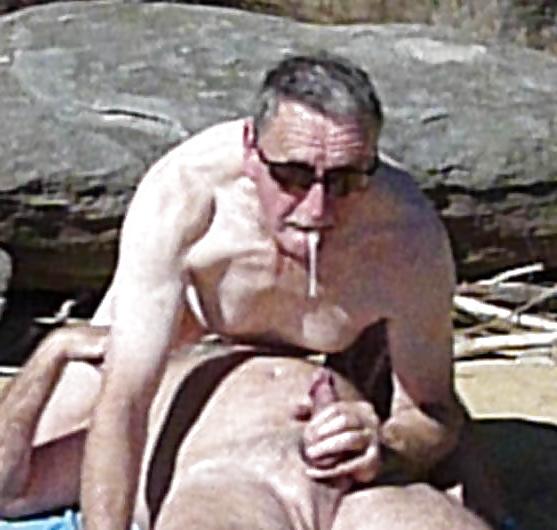 18P A day at the beach with ray