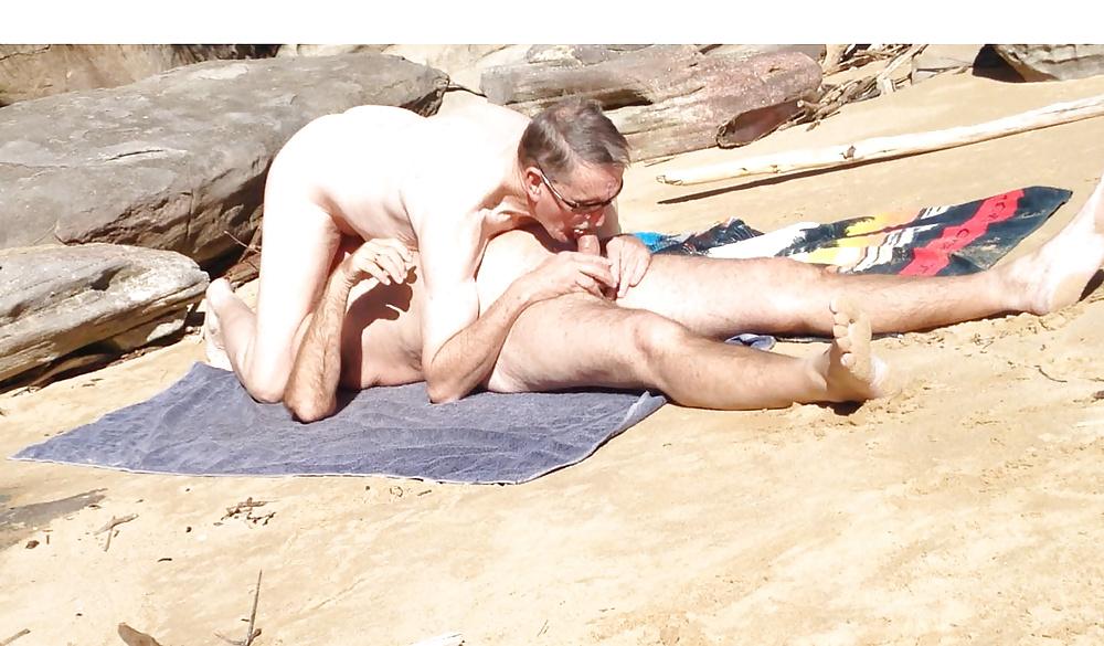 18P A day at the beach with ray