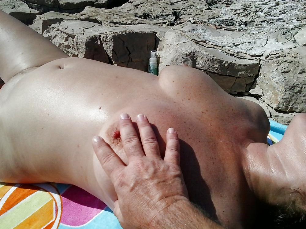 6P Milf wife on nude beach