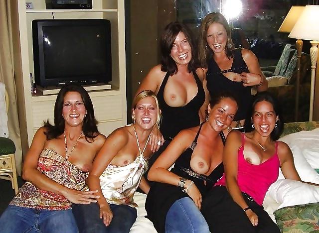 25P Flashing sluts