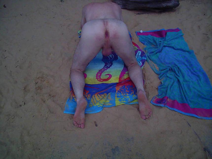 18P A day  at the beach with malcolm