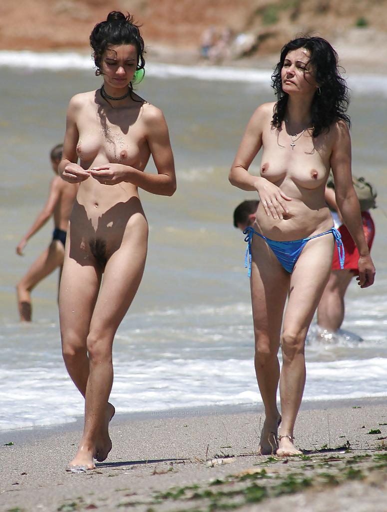 24P Gorgeous beach 1
