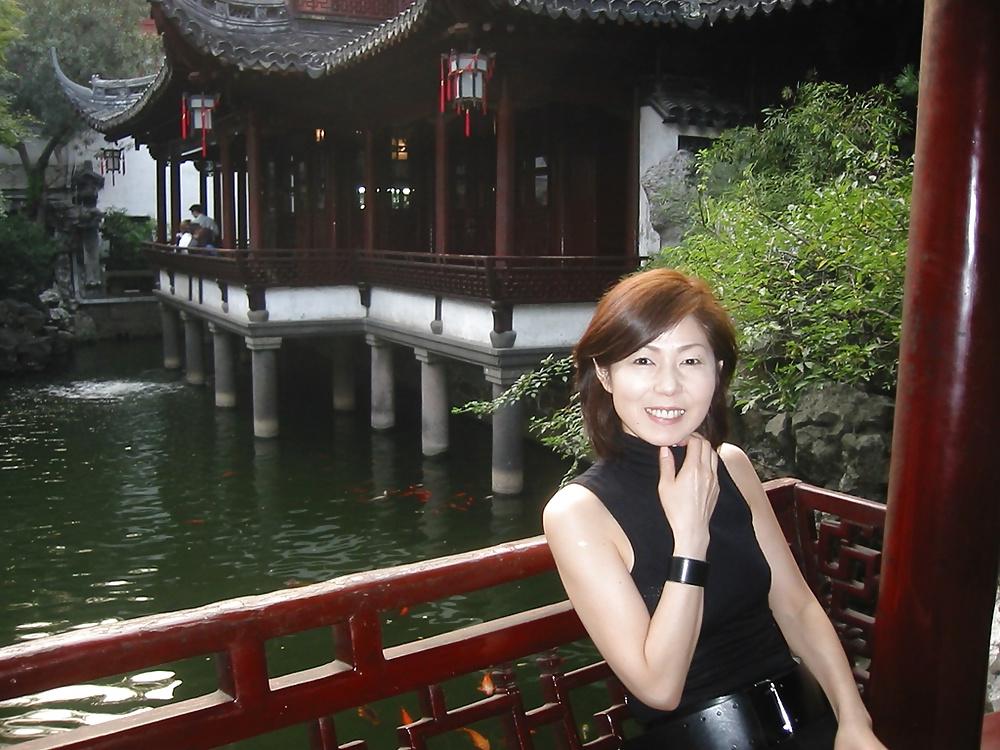 20P Japanese Mature Woman 200 - Yoshiyuki 1 v2