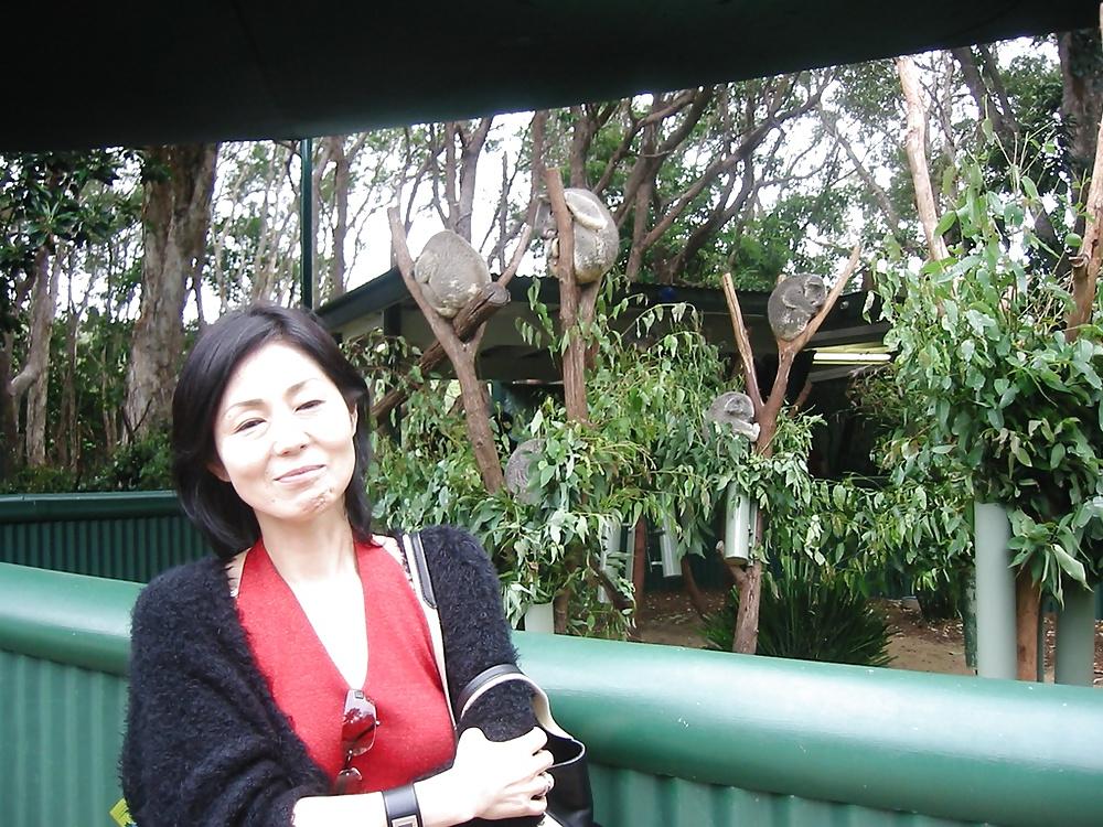 20P Japanese Mature Woman 200 - Yoshiyuki 1 v2
