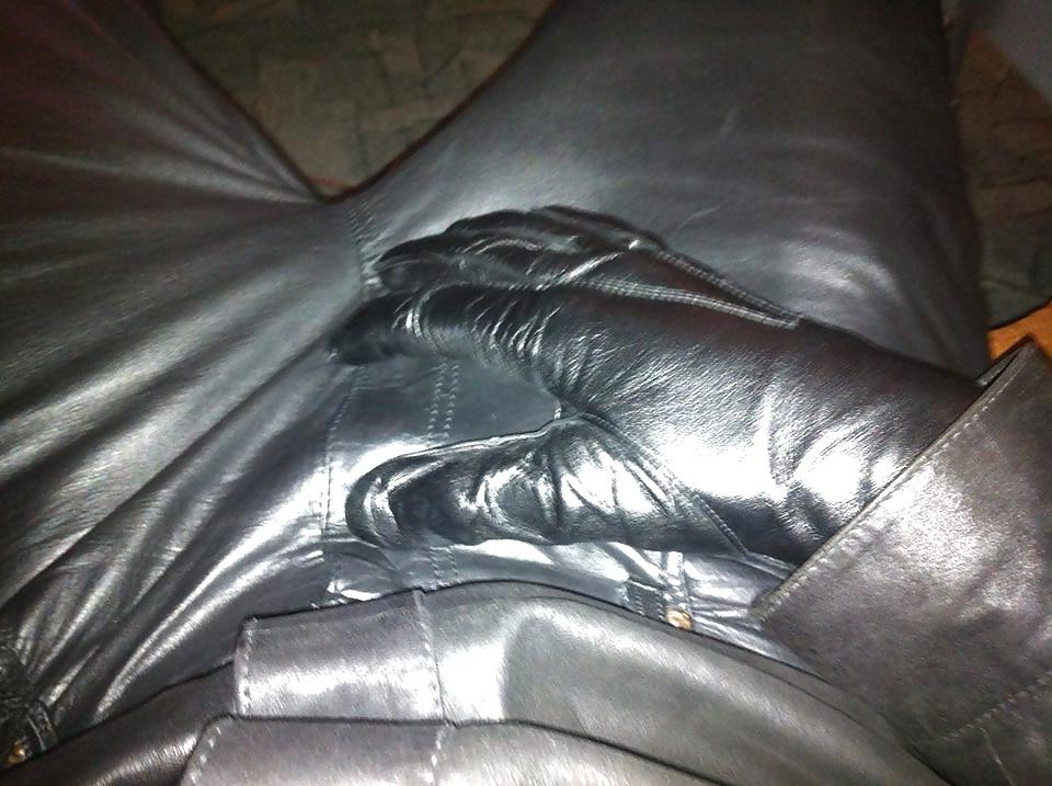 4P My leather dick