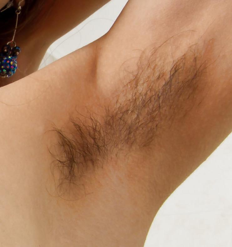25P Hairy armpits
