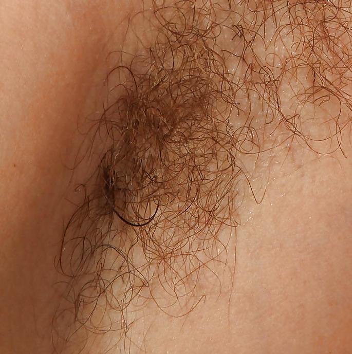 25P Hairy armpits