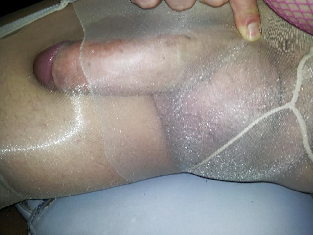 10P Nylons & Condoms