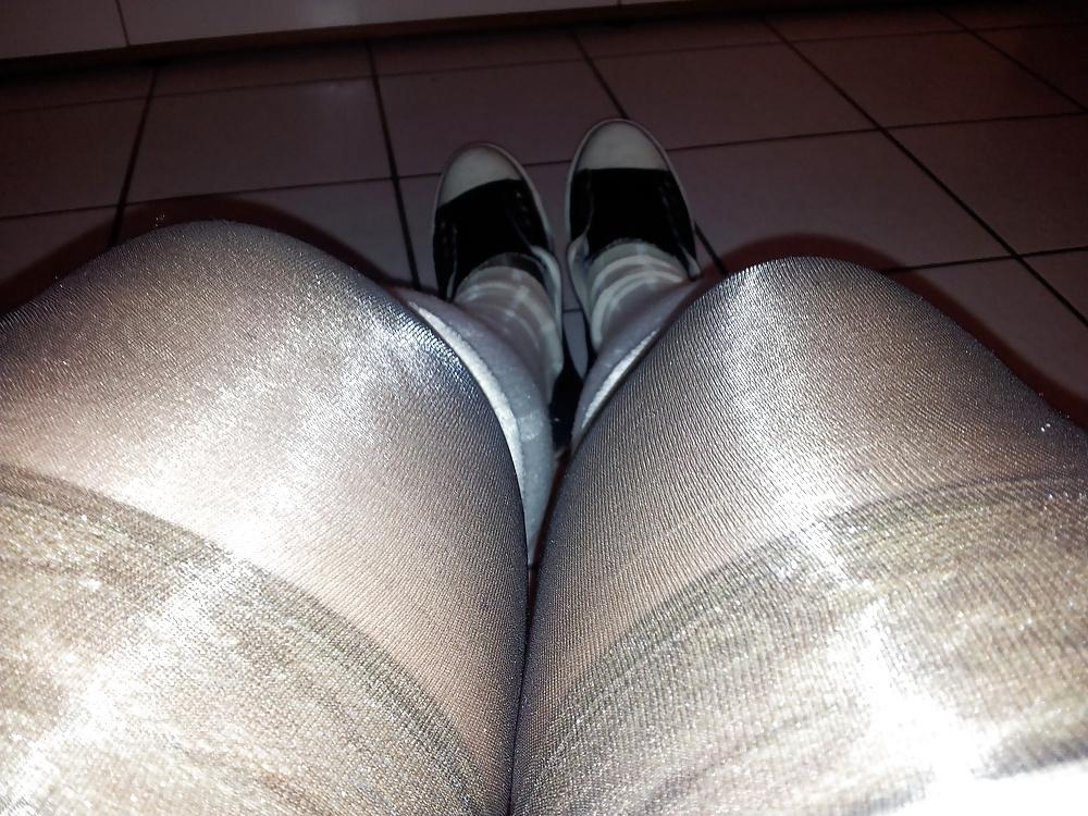 10P Nylons & Condoms