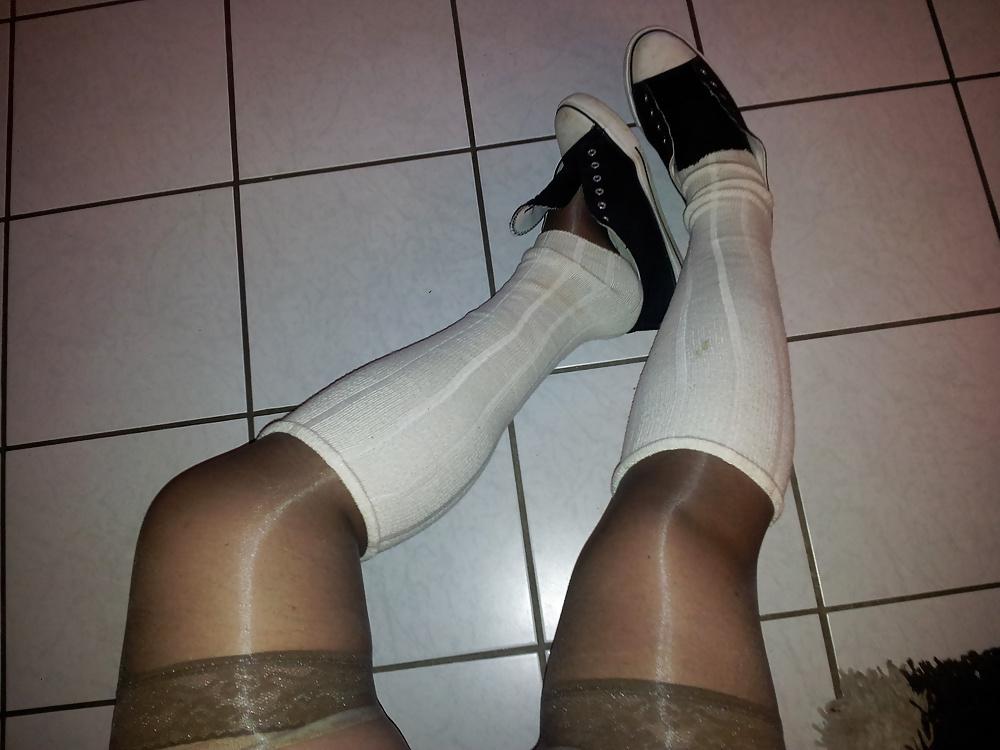 10P Nylons & Condoms