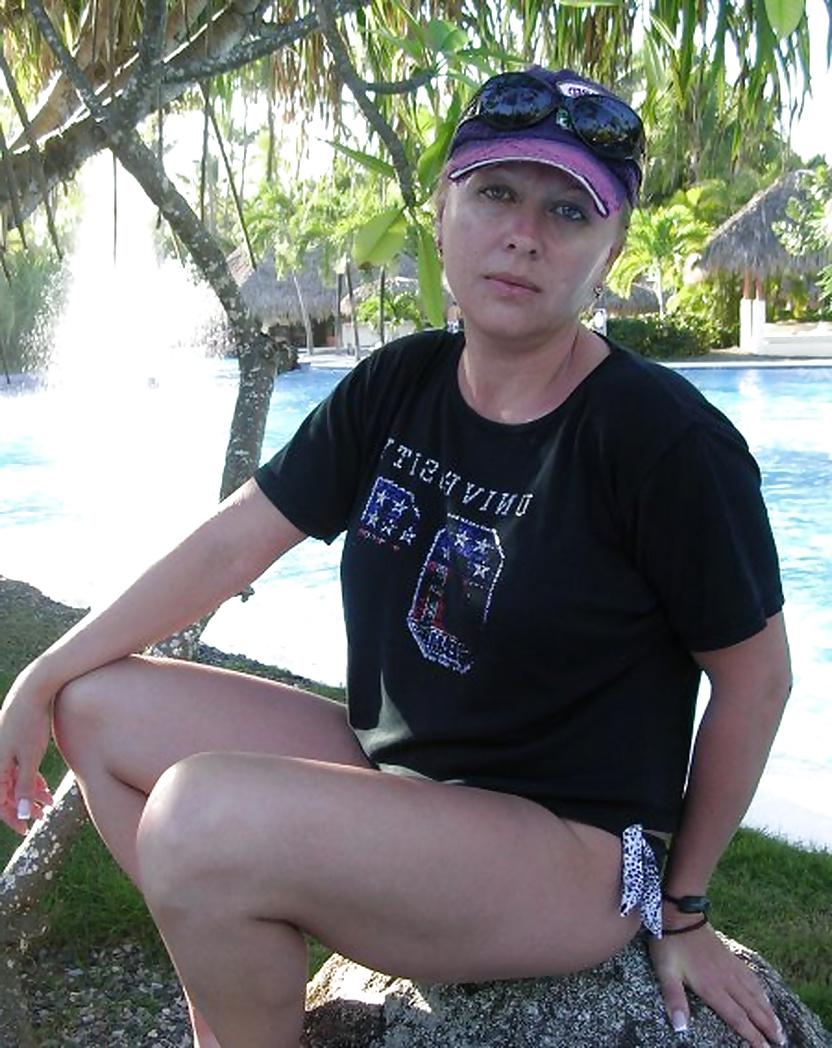15P I like to fuck this mature woman