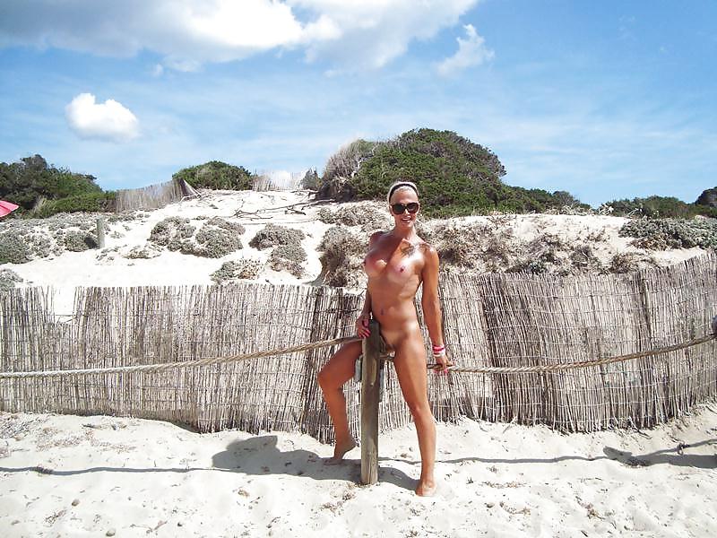 25P Greek HOT amateurs MILFs & teens 3 