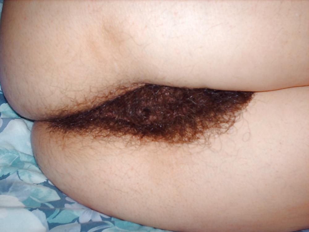 4P Figa pelosa hairy pussy