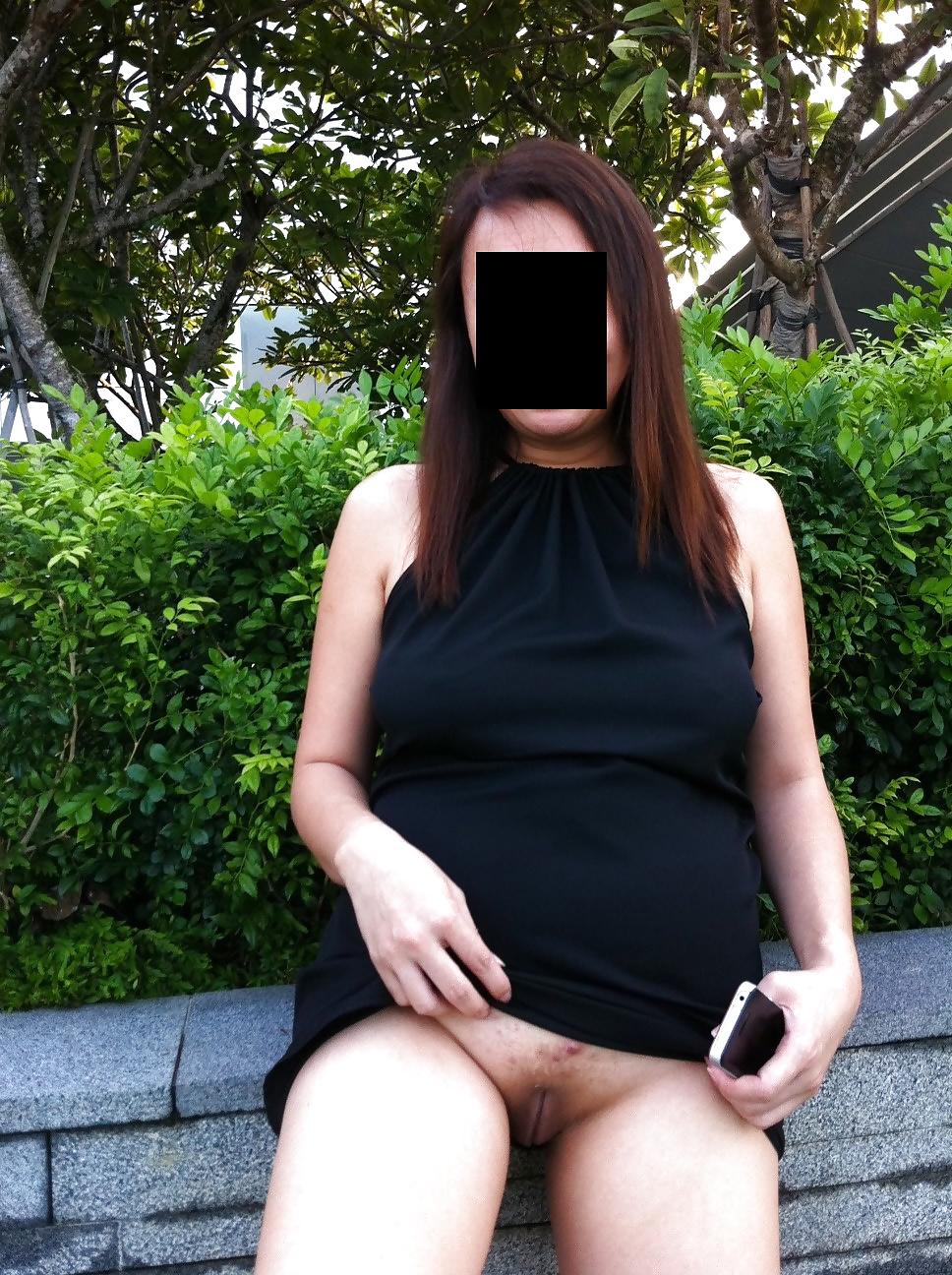 21P Singaporean Milf Wife 2