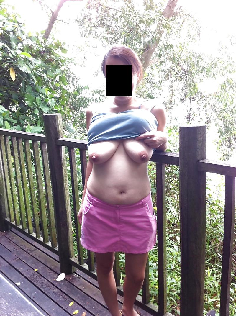 21P Singaporean Milf Wife 2