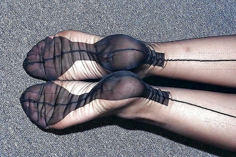 19P Nylon feet