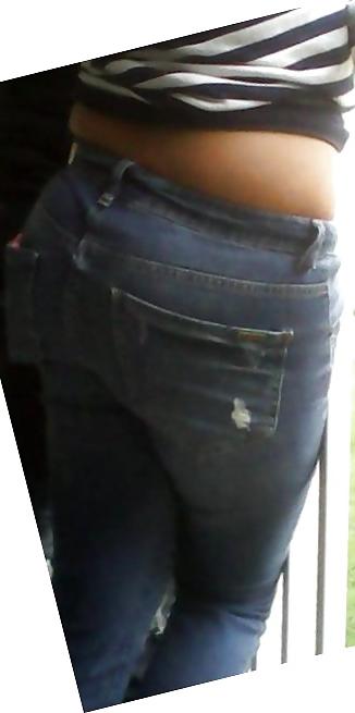 11P Latin teen ass