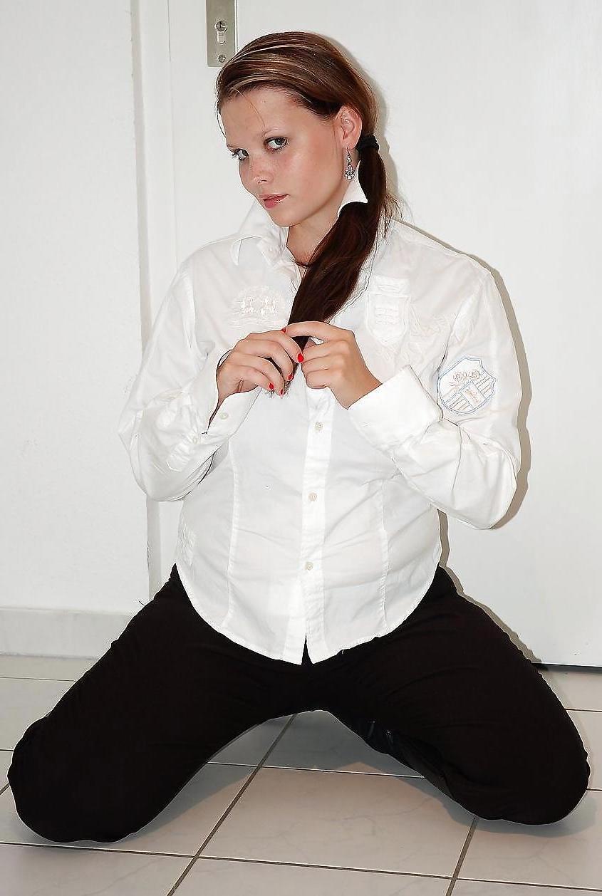 25P Shirt Fetish    Collar Up!