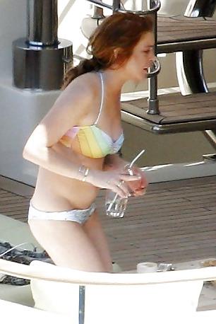 13P Lindsay Lohan ... On A Yacht In Italy