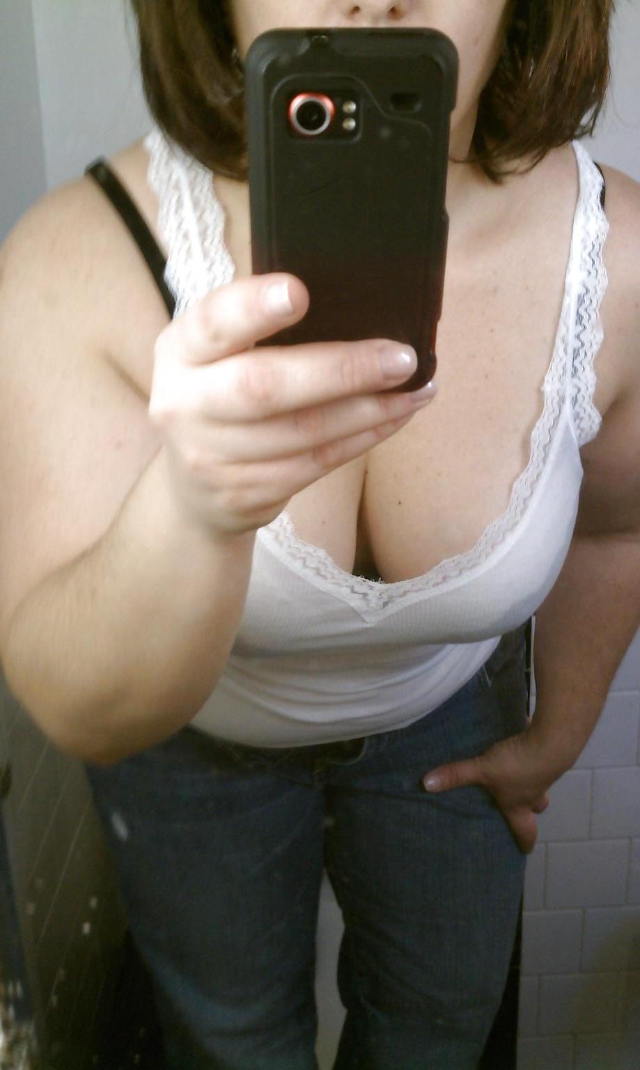9P 34 year old woman from my gym