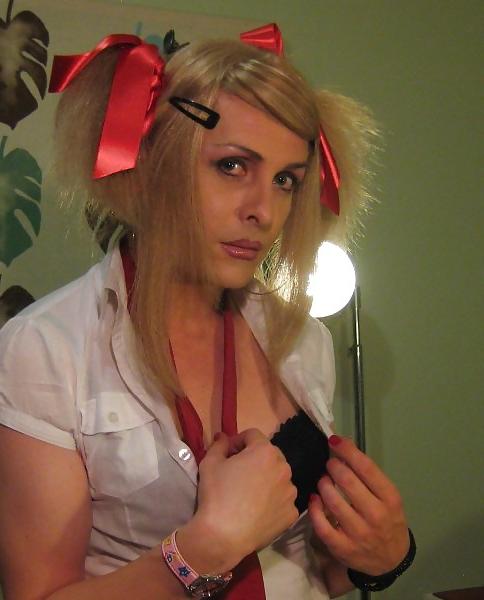 13P Sissy Trap MissLissie: Schoolgirl April 2011 - PG-TV,P