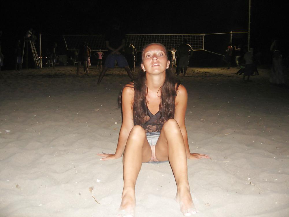 14P 058 - Public, Flashing