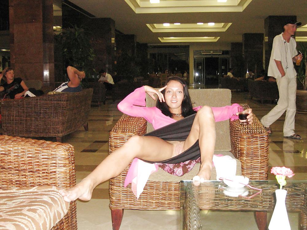 14P 058 - Public, Flashing