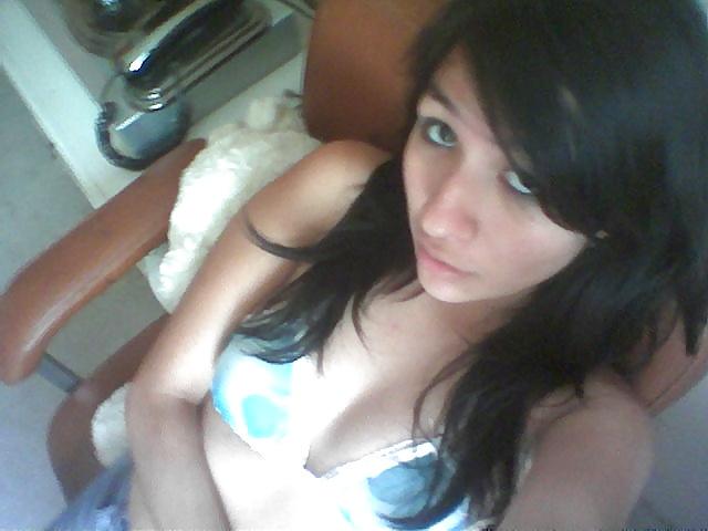 25P Latin teen amateur