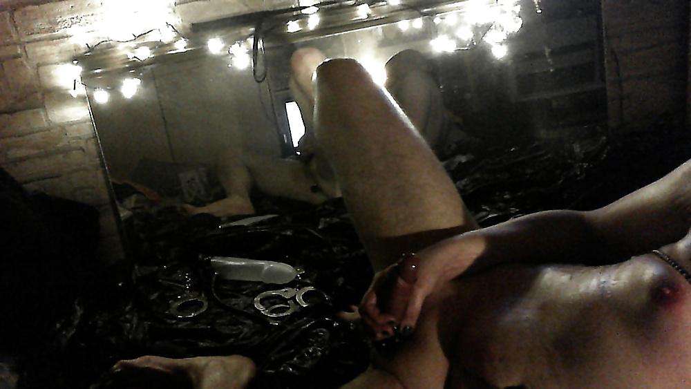24P Oiled toyed wank