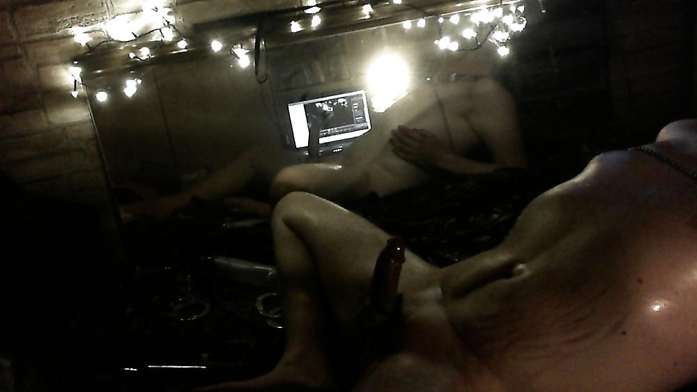 24P Oiled toyed wank