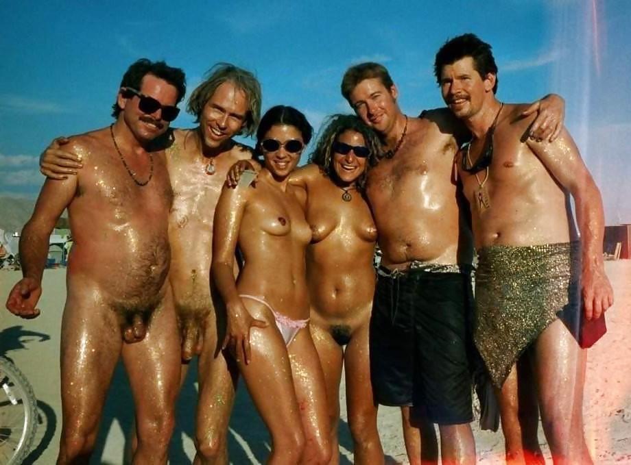 25P Beautiful Day At The Beach 3 by Voyeur TROC