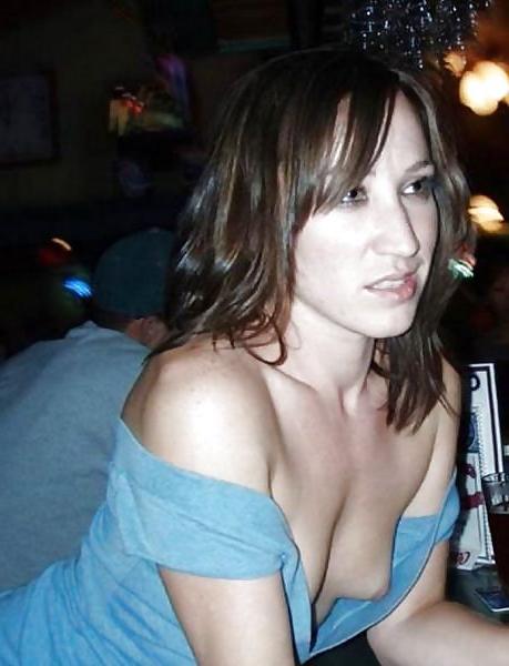 25P Beautiful Nipslip 3 by Voyeur TROC