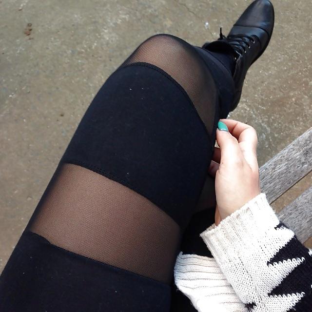 19P Nylons and pantyhose