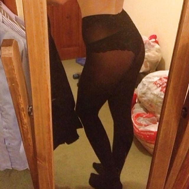 19P Nylons and pantyhose